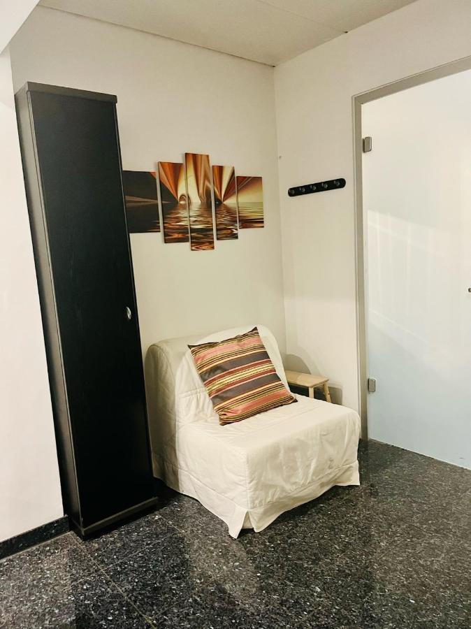 Nasa Wohnung Uerdingen Krefeld Buitenkant foto