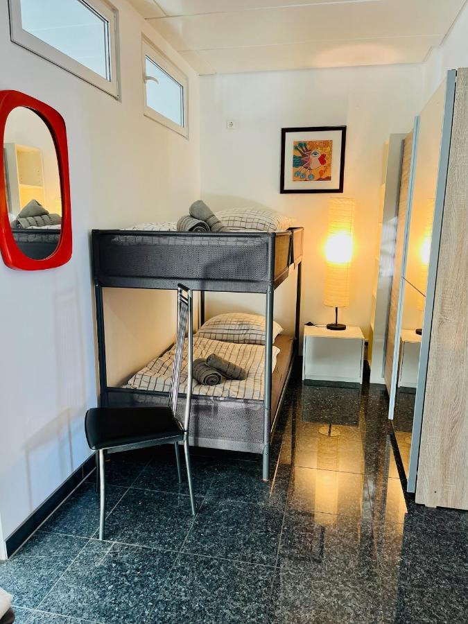Nasa Wohnung Uerdingen Krefeld Buitenkant foto
