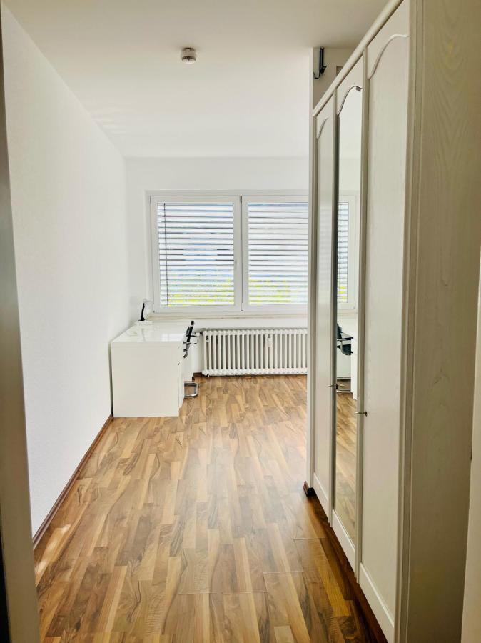 Nasa Wohnung Uerdingen Krefeld Buitenkant foto
